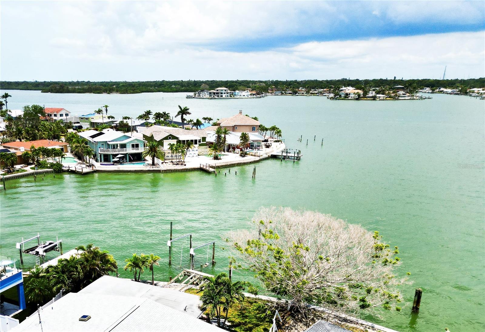 Details for 16003 5th Street E, REDINGTON BEACH, FL 33708