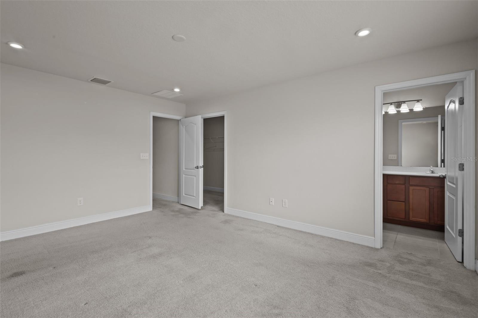 Image 19 of 50 For 2432 Hearth Drive