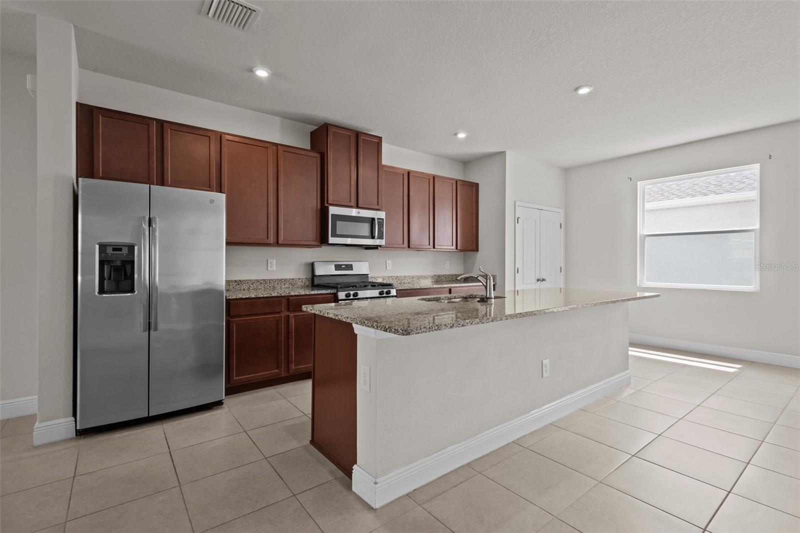Image 7 of 50 For 2432 Hearth Drive
