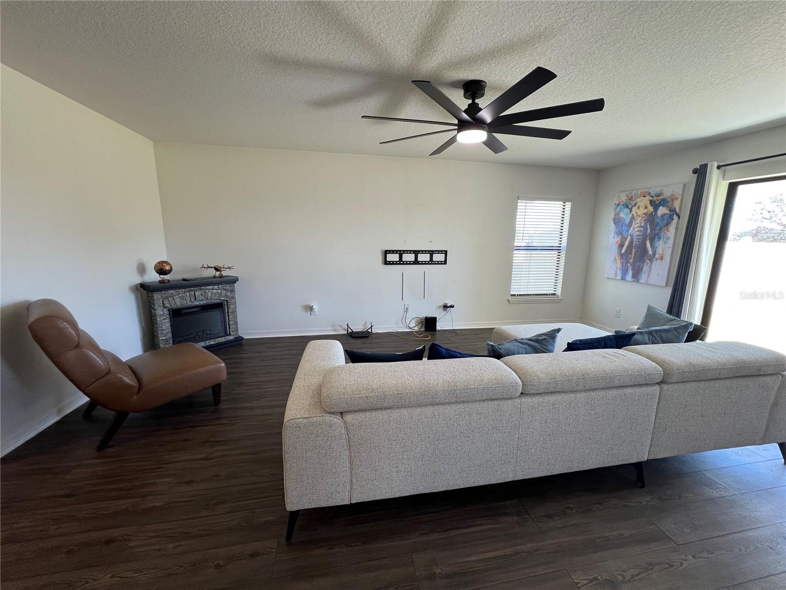 Image 13 of 36 For 2297 Caspian Drive