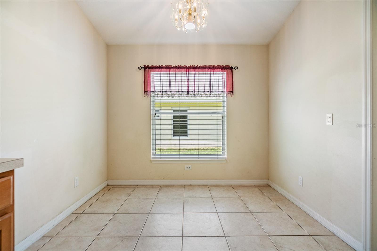 Image 13 of 43 For 5205 Lansdowne Way