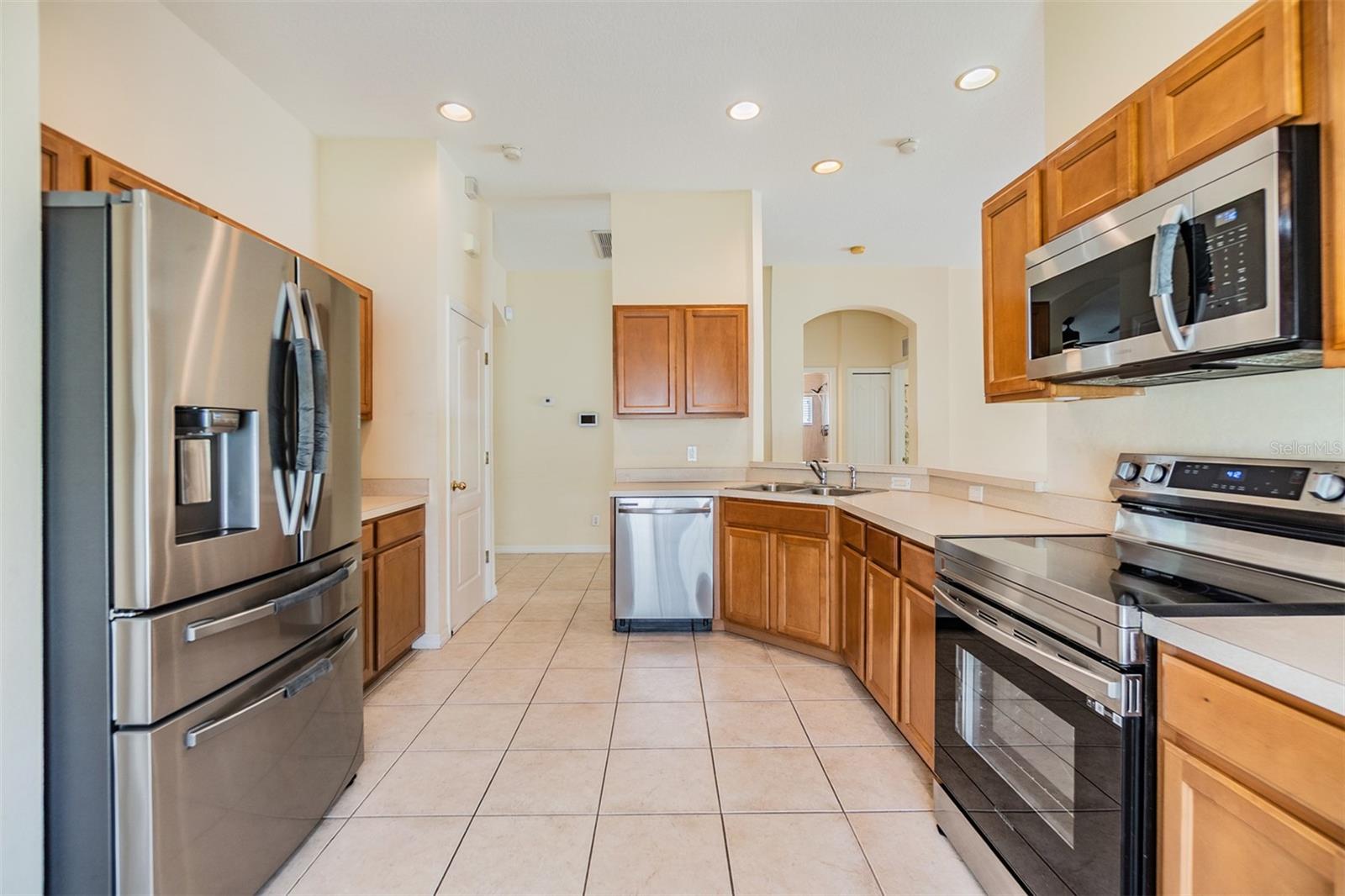 Image 16 of 43 For 5205 Lansdowne Way