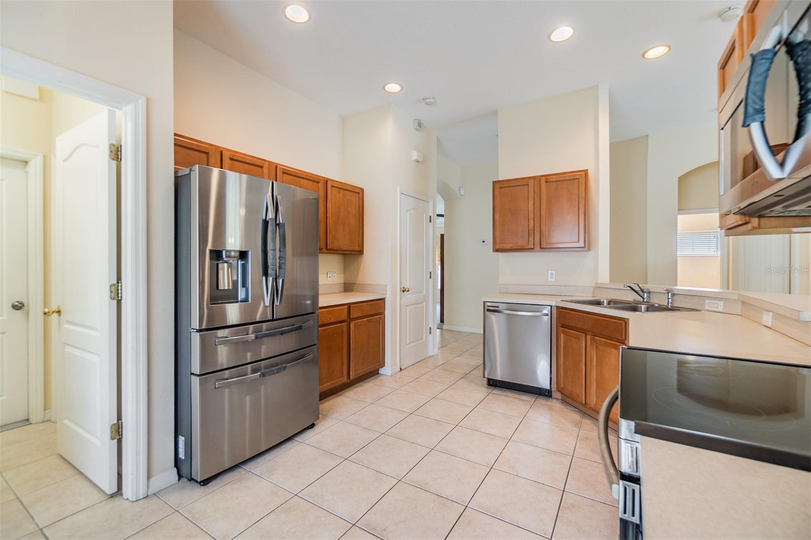 Image 19 of 43 For 5205 Lansdowne Way