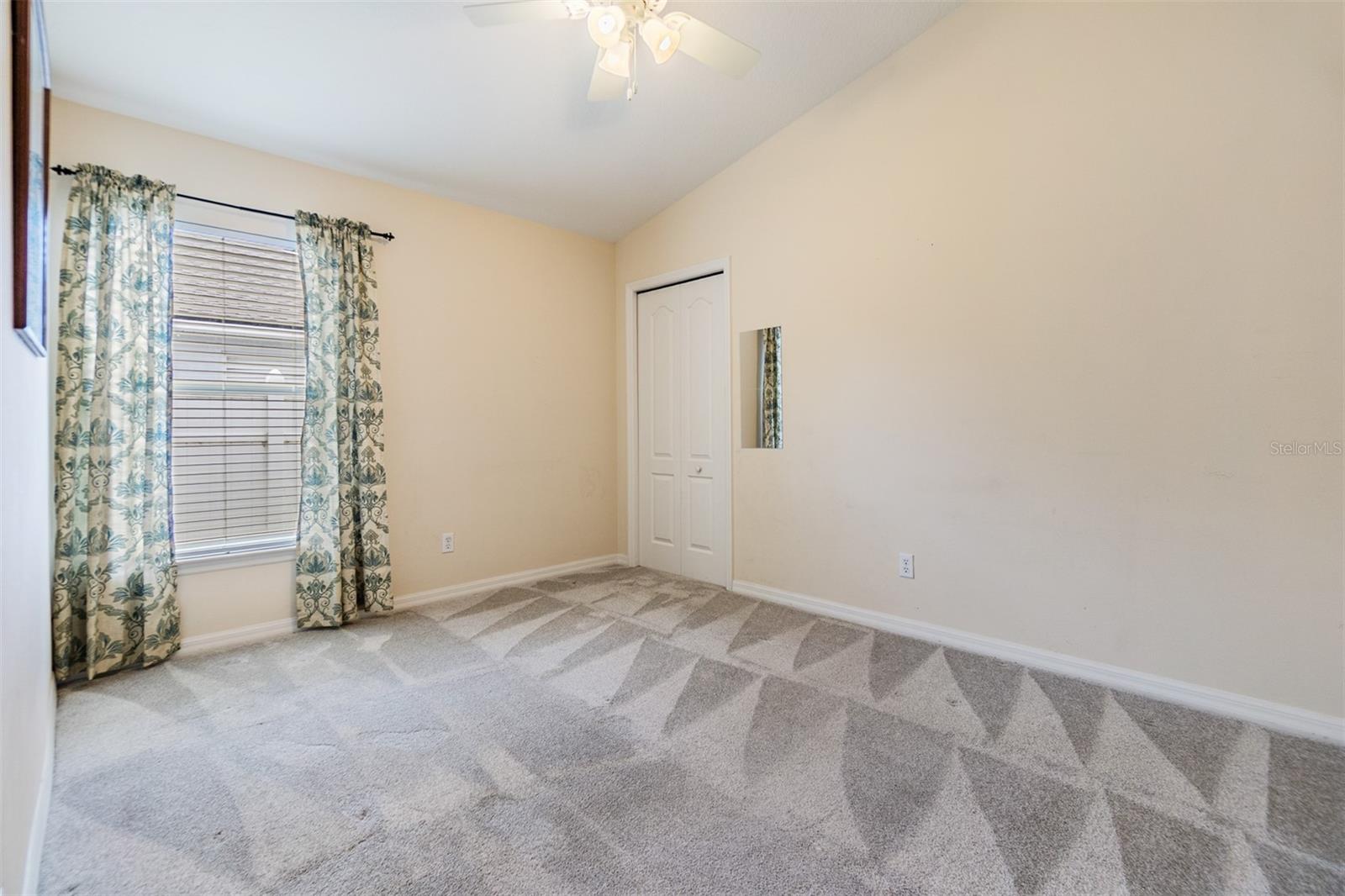 Image 28 of 43 For 5205 Lansdowne Way