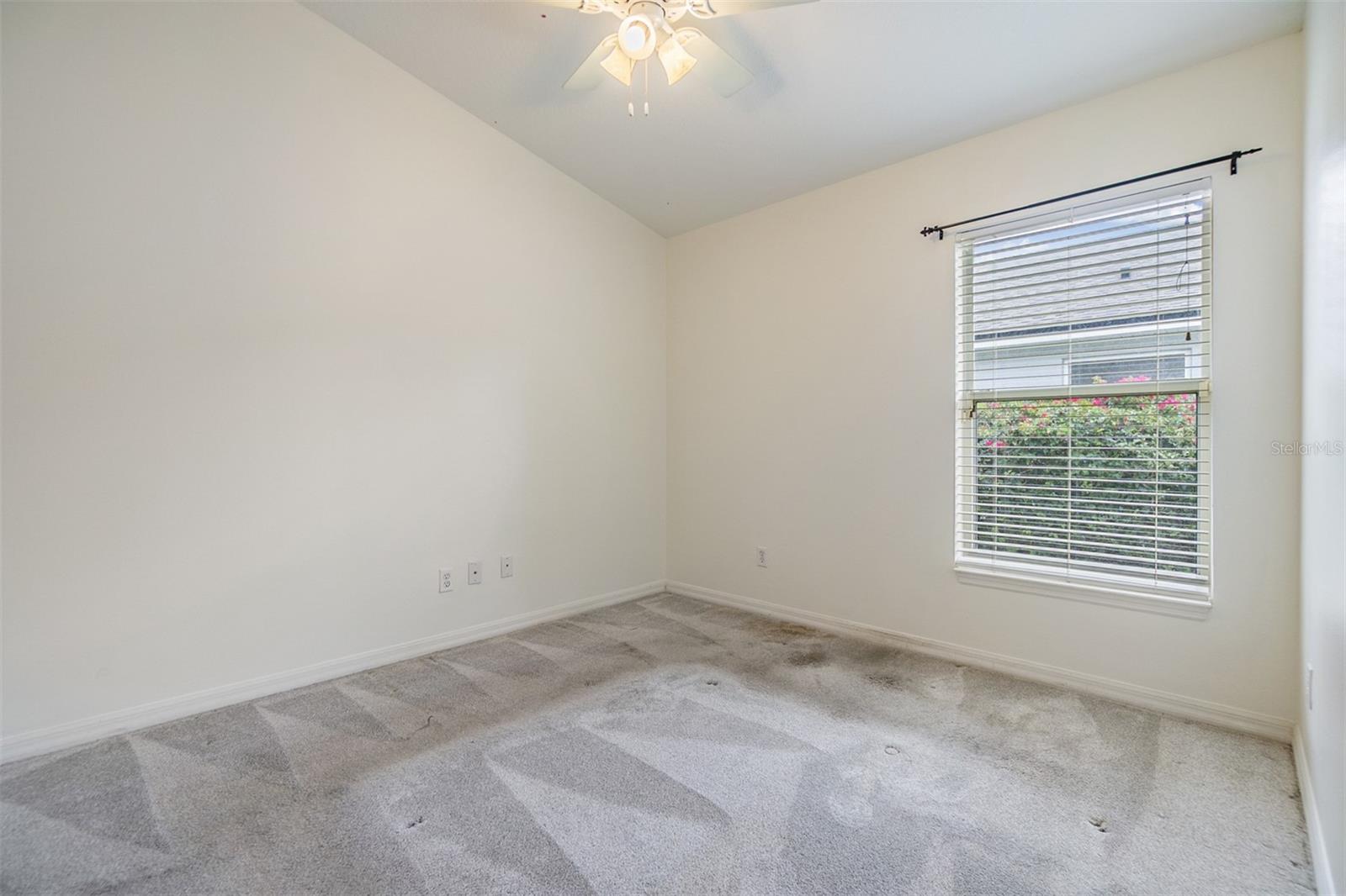Image 29 of 43 For 5205 Lansdowne Way