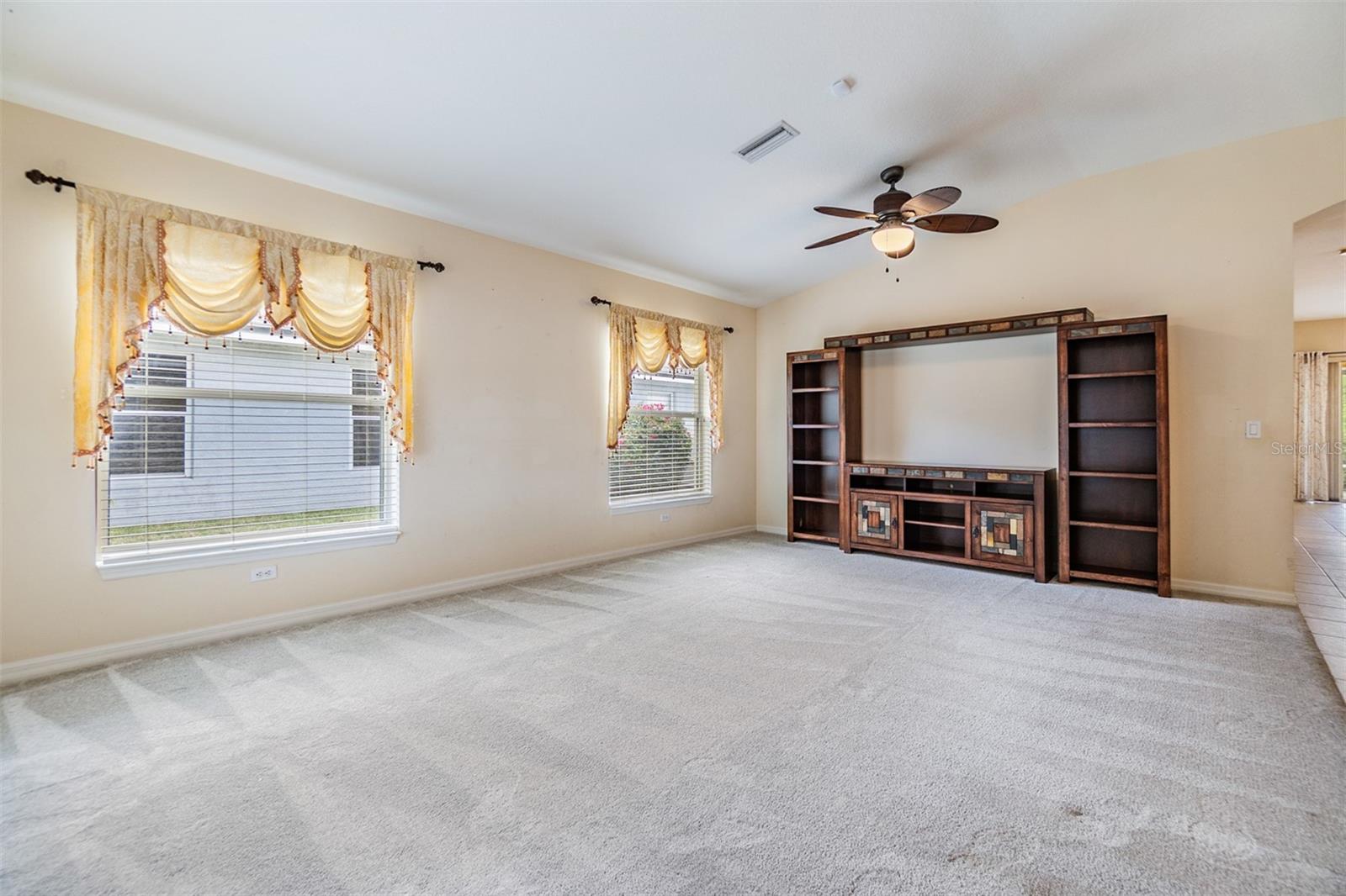 Image 31 of 43 For 5205 Lansdowne Way