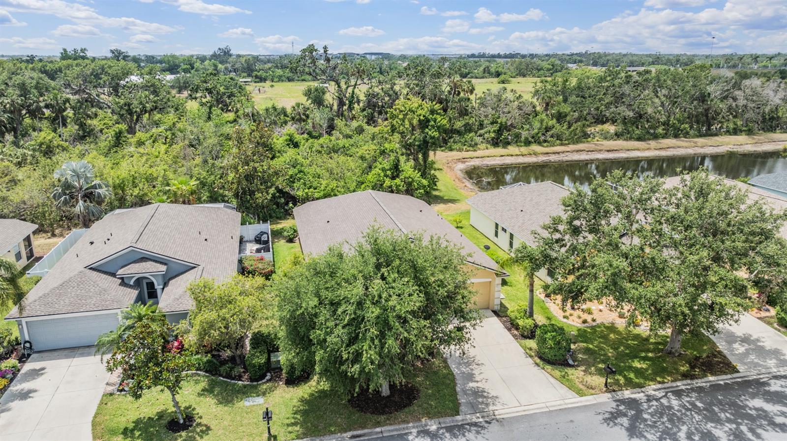 Image 37 of 43 For 5205 Lansdowne Way