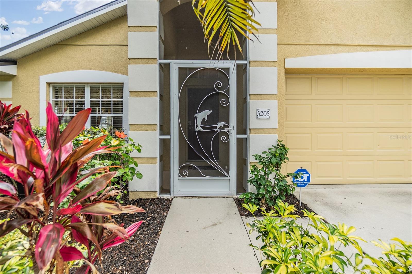 Image 6 of 43 For 5205 Lansdowne Way