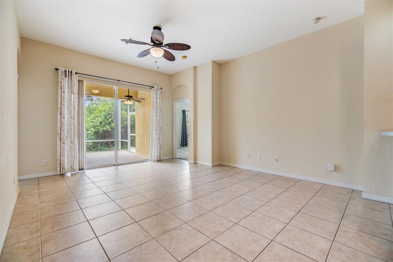 Image 9 of 43 For 5205 Lansdowne Way