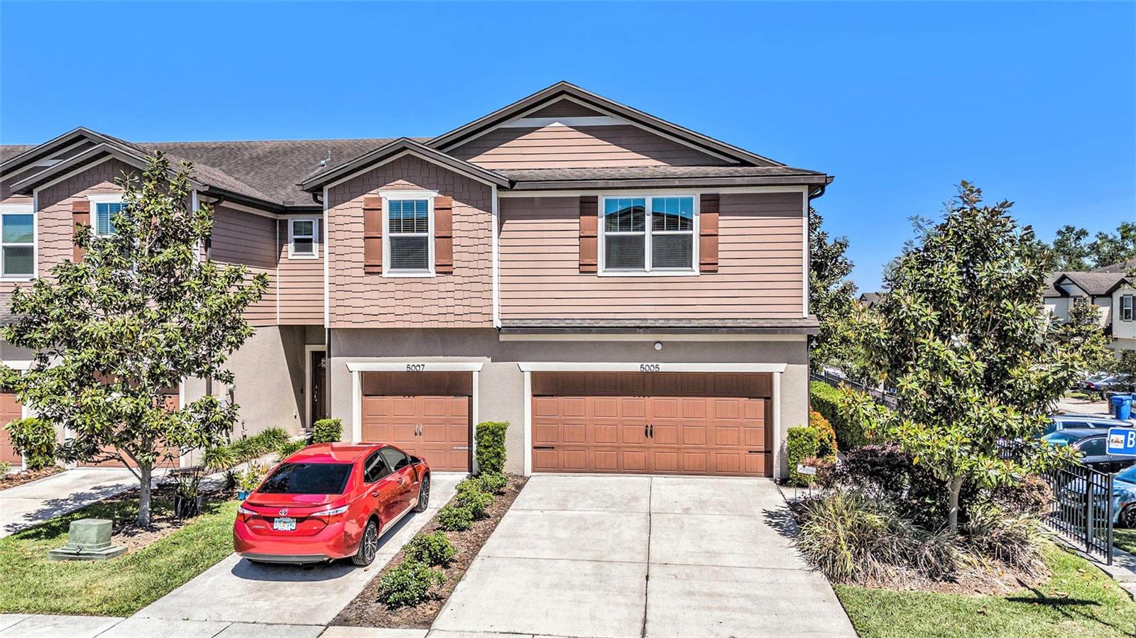 Image 2 of 32 For 5005 Blue Latan Lane