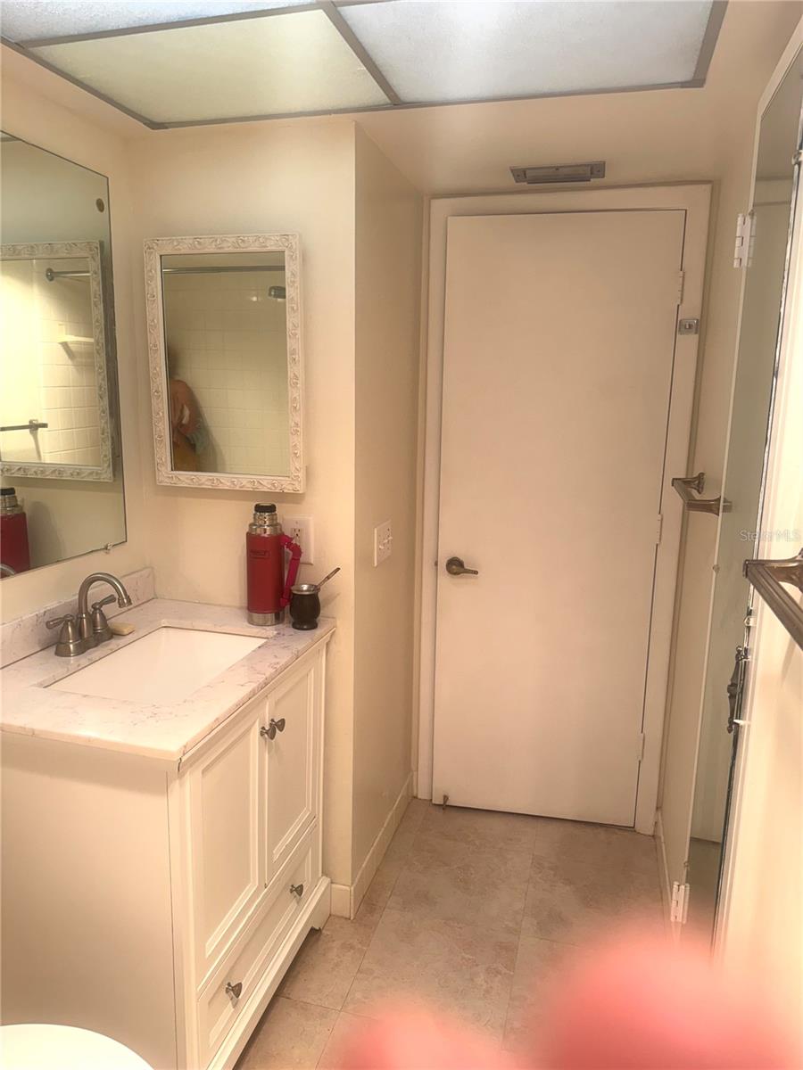 Image 14 of 20 For 2630 Pearce Drive 208
