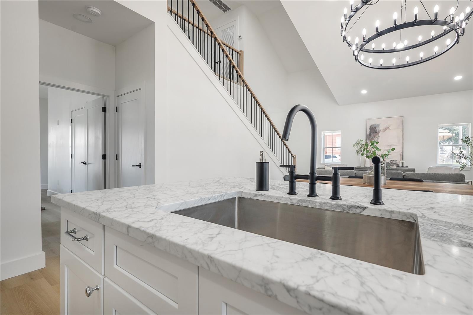 Image 15 of 47 For 2718 21st Street