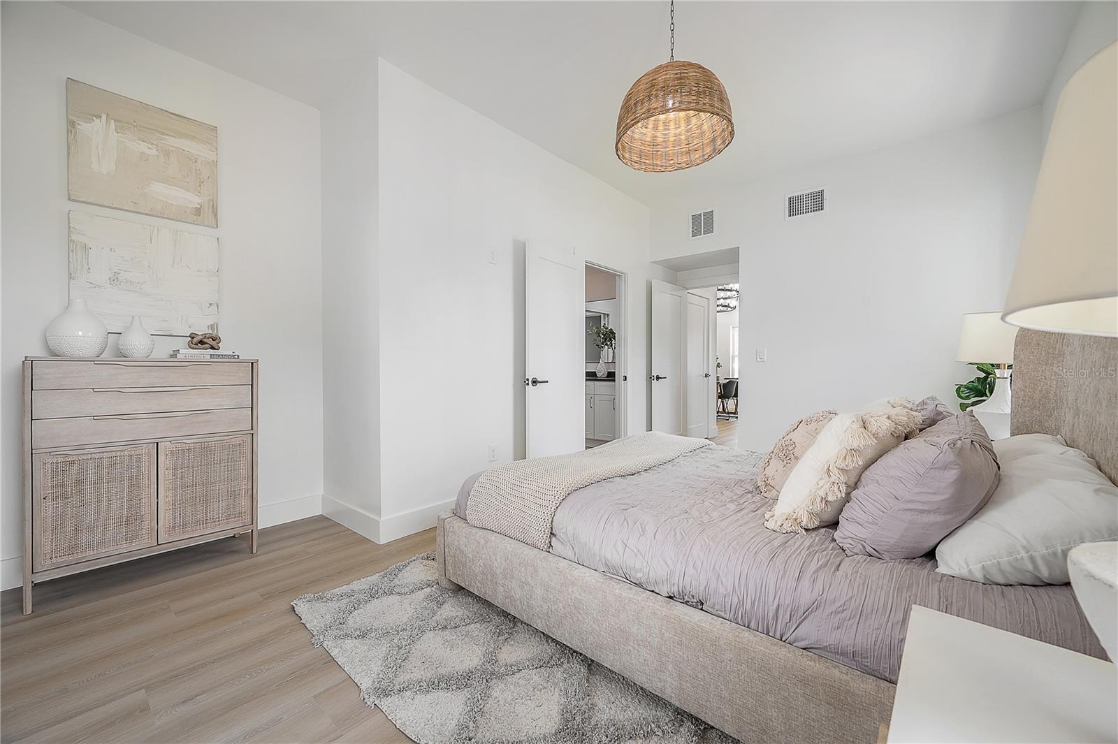 Image 22 of 47 For 2718 21st Street