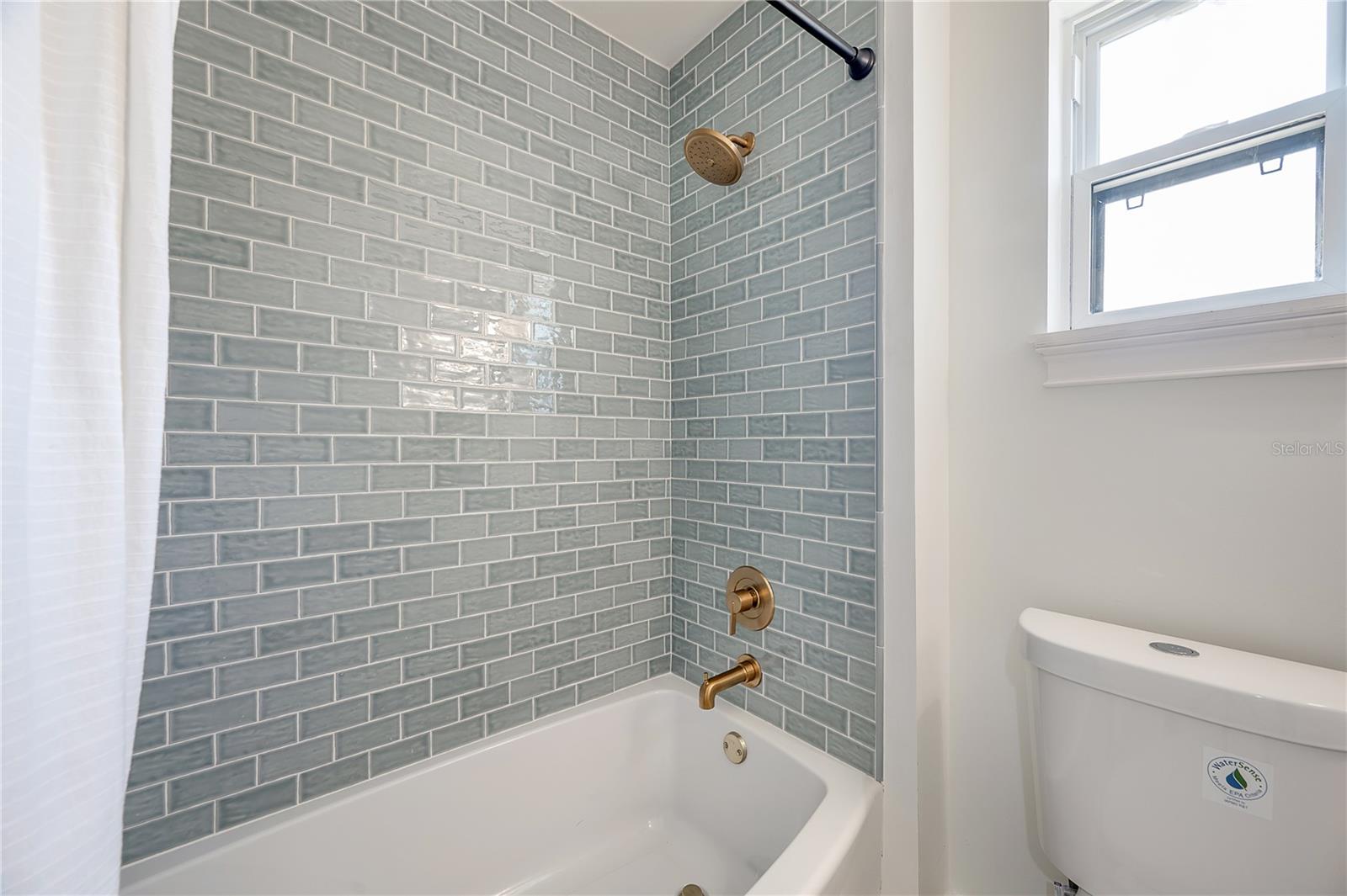 Image 30 of 47 For 2718 21st Street