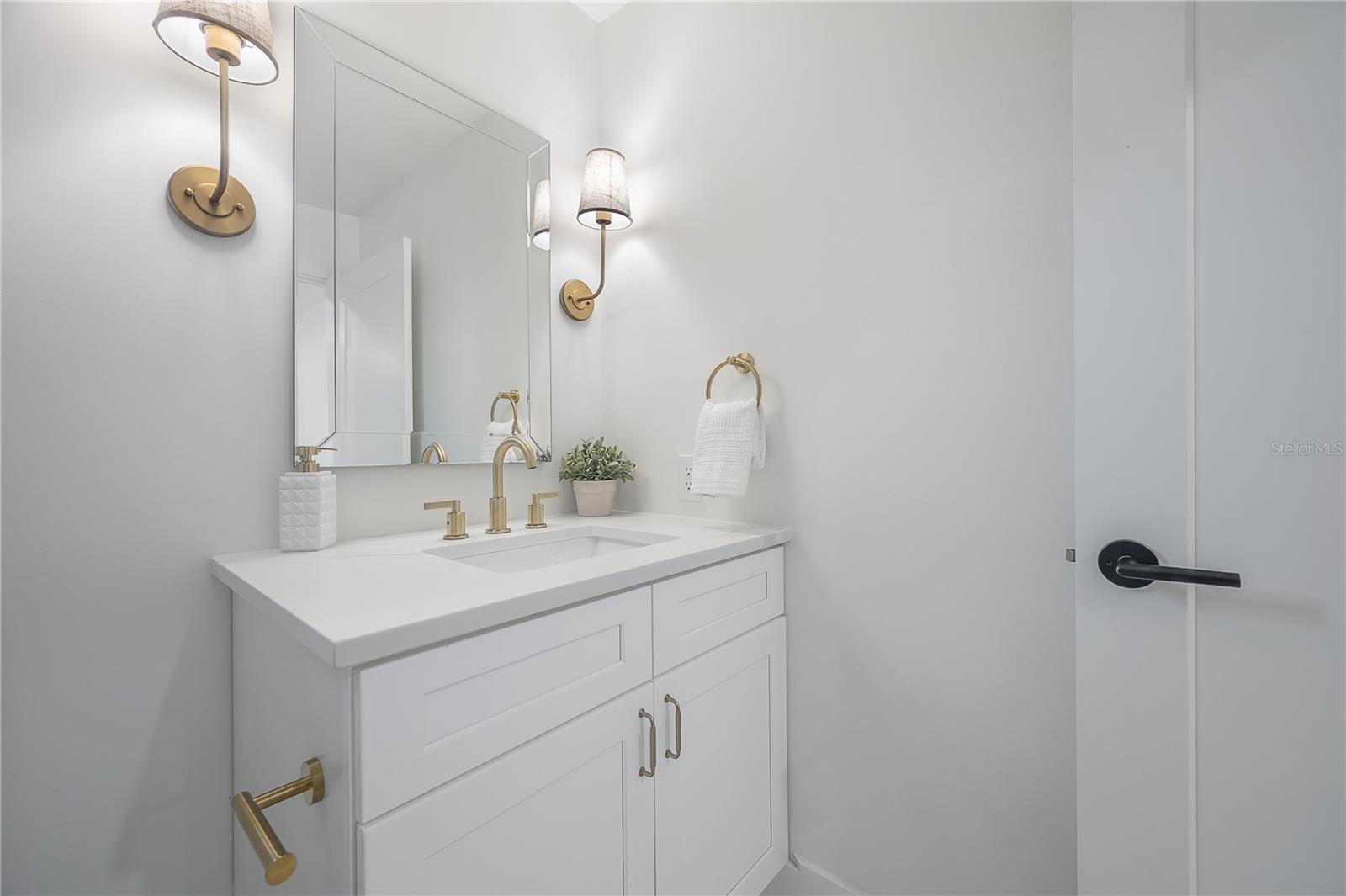 Image 31 of 47 For 2718 21st Street