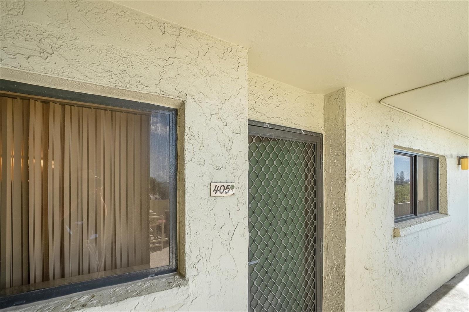 Image 23 of 41 For 7150 Sunset Way 405