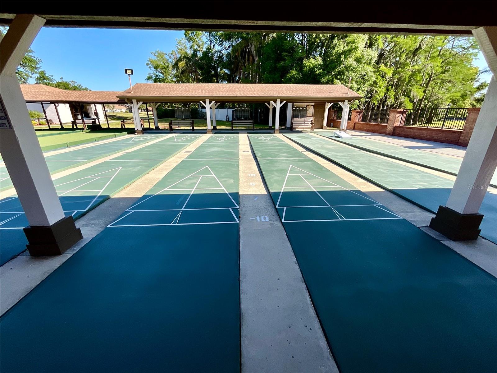 Image 37 of 43 For 4740 Carrington Court 4740