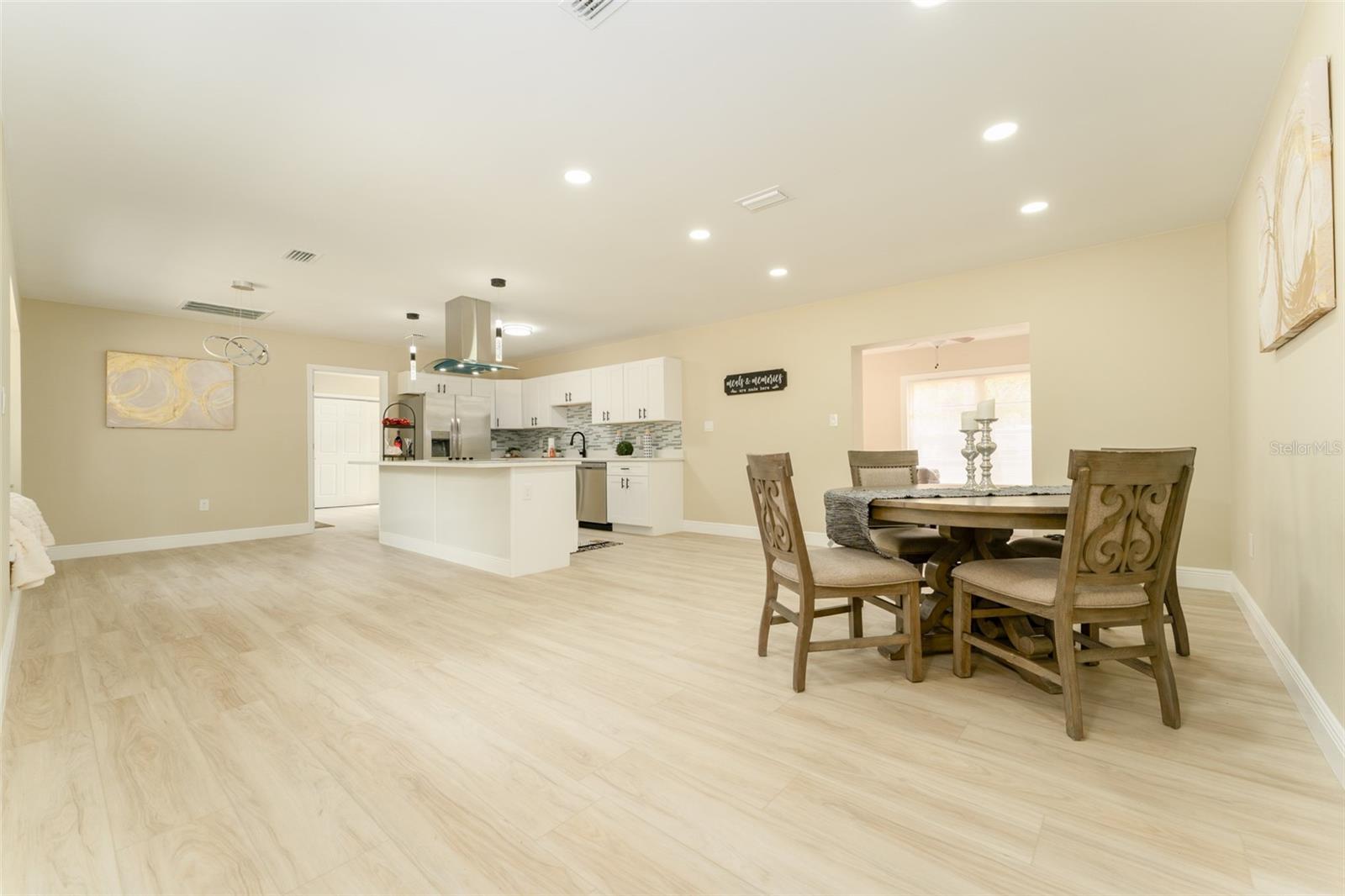 Image 12 of 45 For 4323 Culbreath Road B
