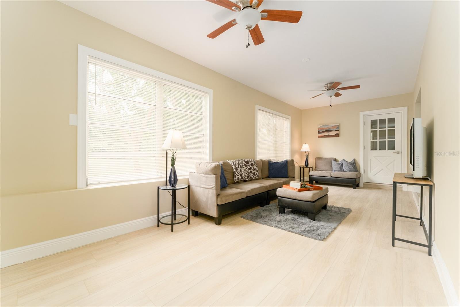 Image 21 of 45 For 4323 Culbreath Road B