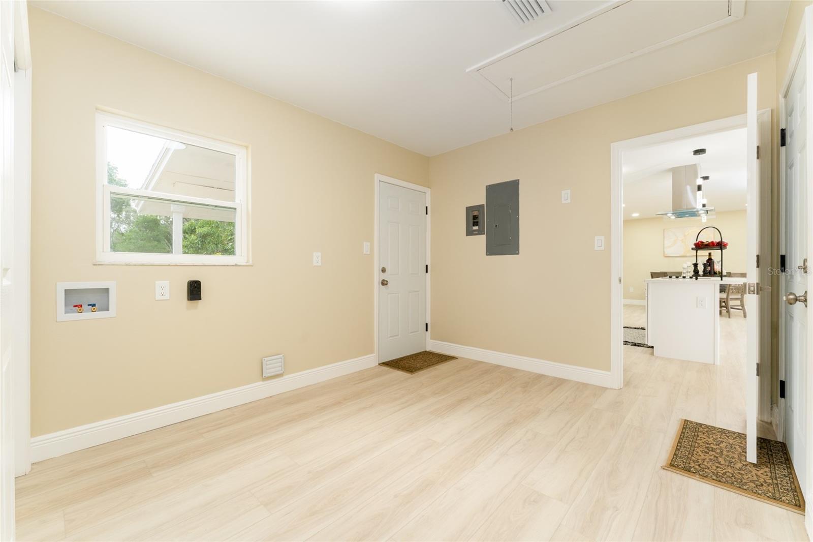 Image 31 of 45 For 4323 Culbreath Road B
