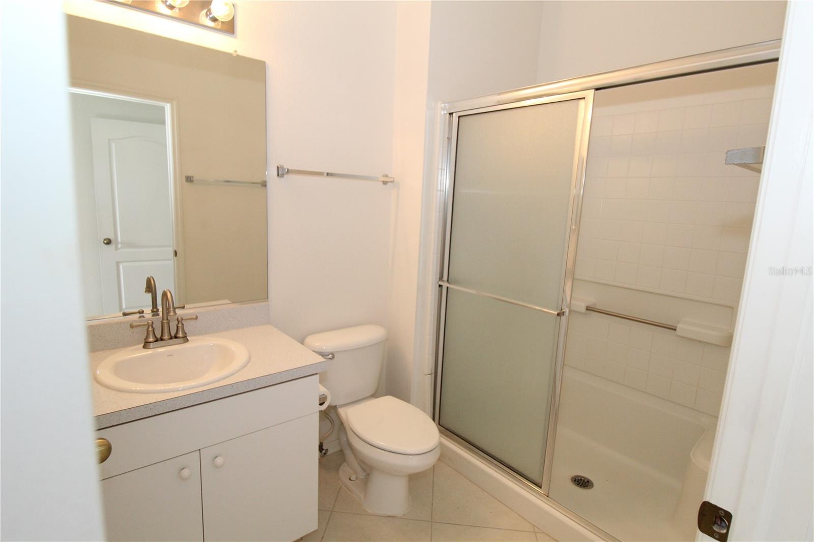 Image 15 of 38 For 705 Tremont Greens Lane 33