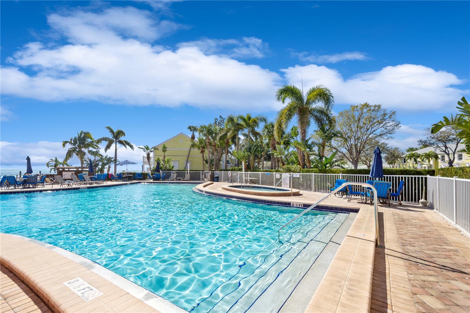 Image 17 of 32 For 5225 Coquina Key Drive Se B