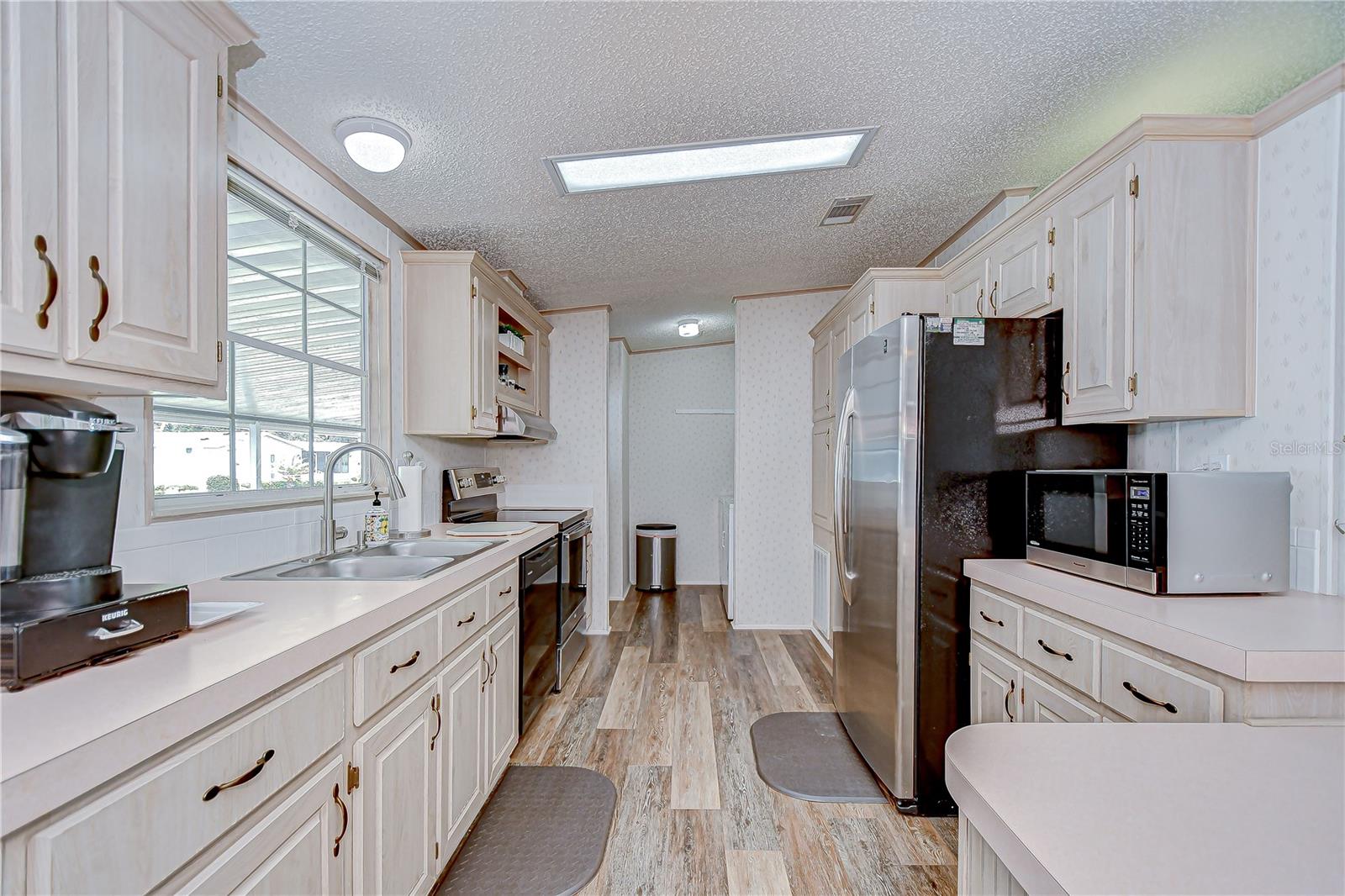Image 5 of 25 For 5721 Apache Street