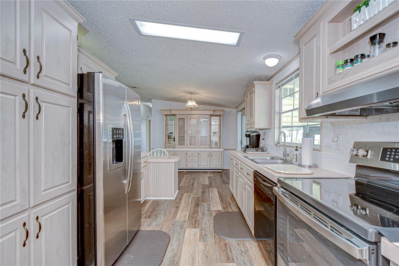 Image 8 of 25 For 5721 Apache Street