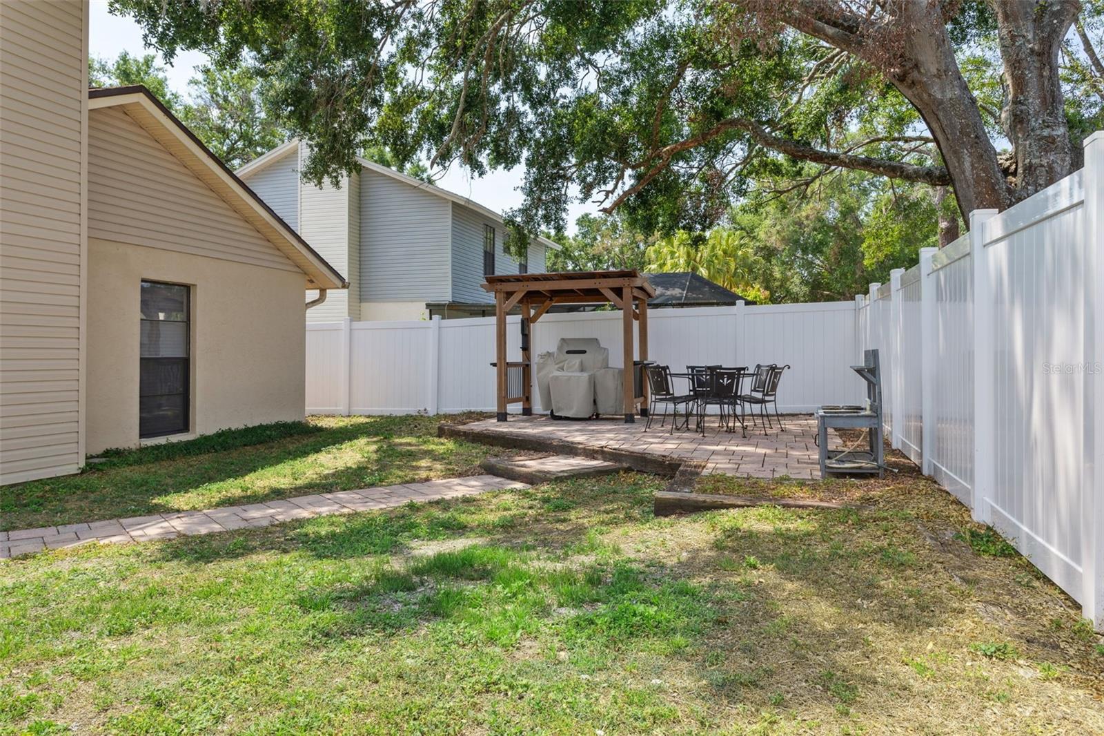 Image 40 of 48 For 12606 Rain Forest Street