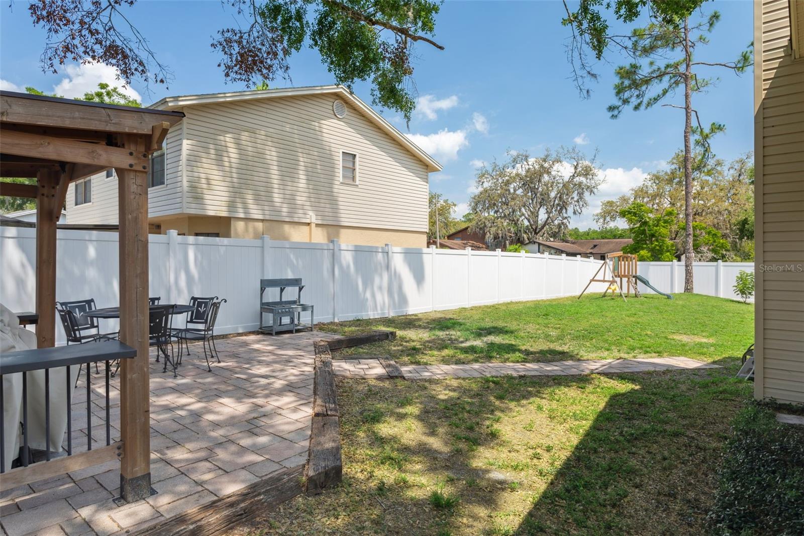 Image 44 of 48 For 12606 Rain Forest Street