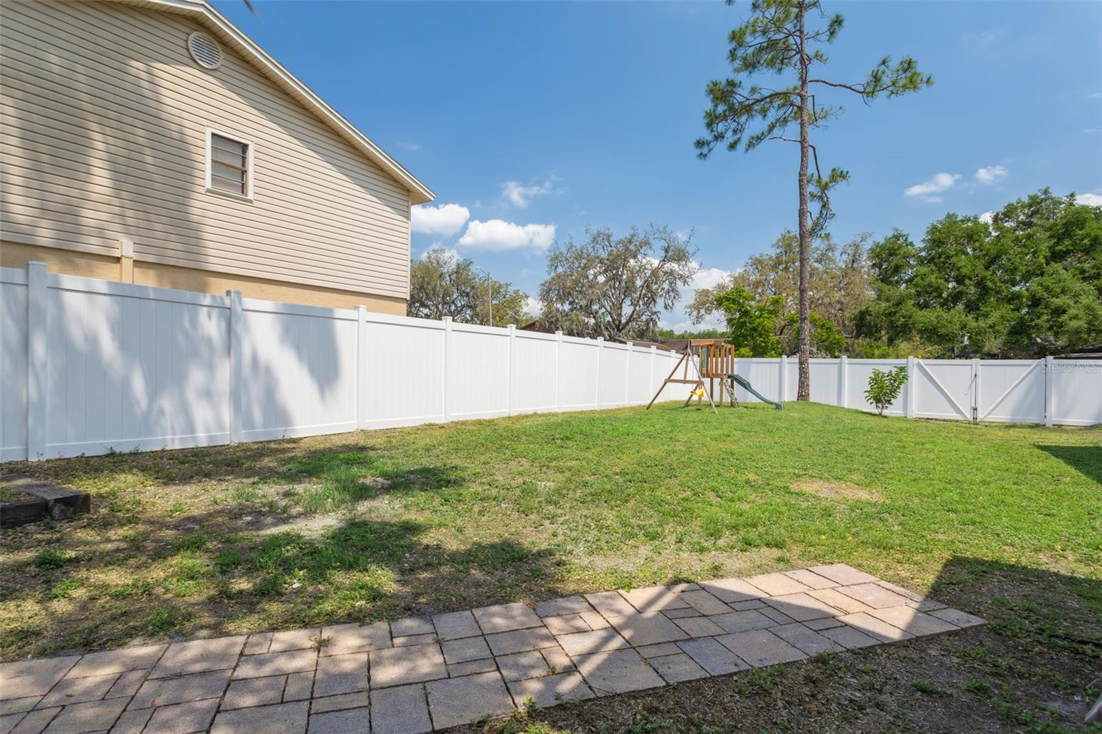 Image 47 of 48 For 12606 Rain Forest Street
