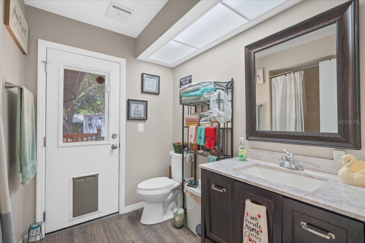 Image 17 of 27 For 12493 Fish Cove Drive
