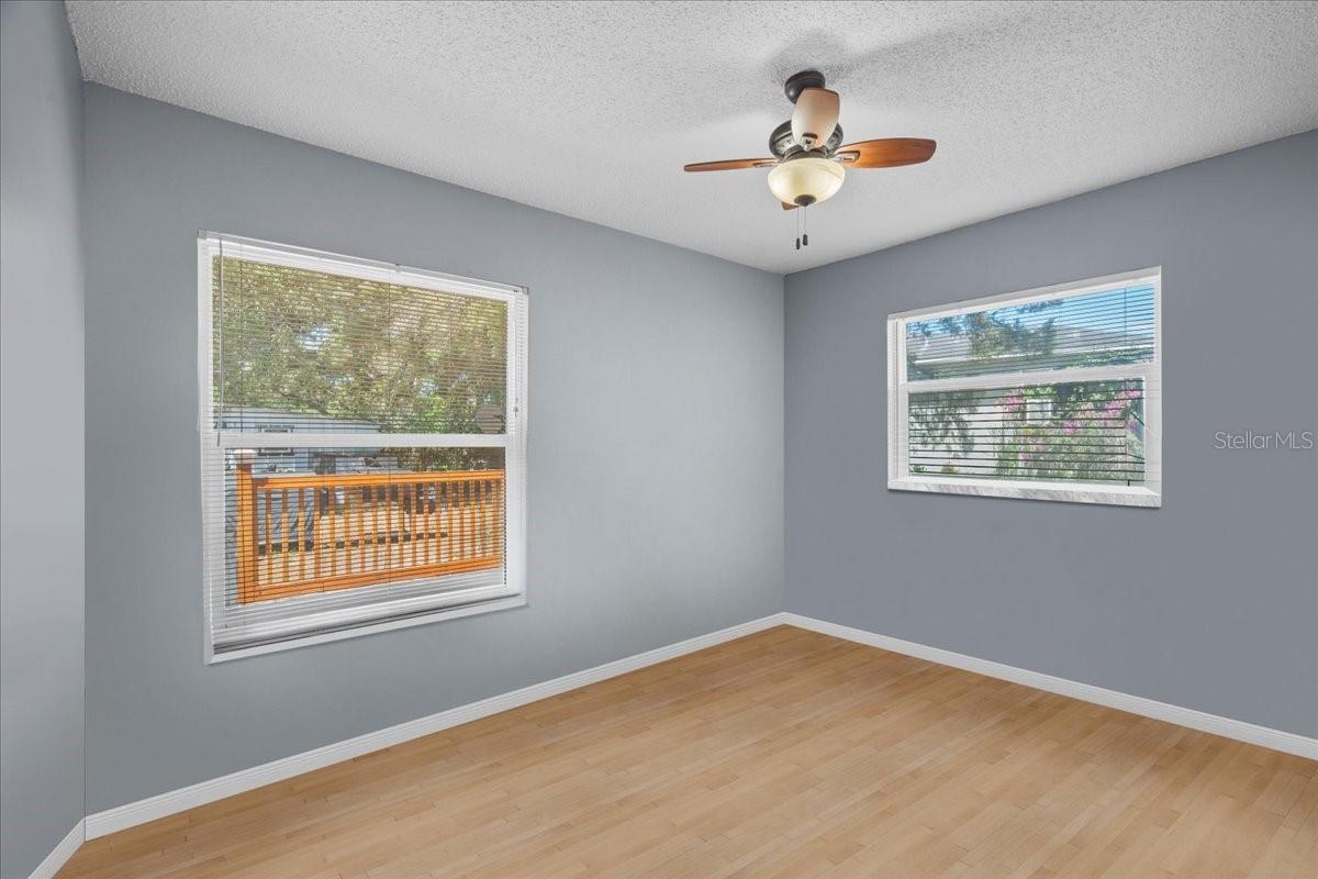 Image 19 of 27 For 12493 Fish Cove Drive