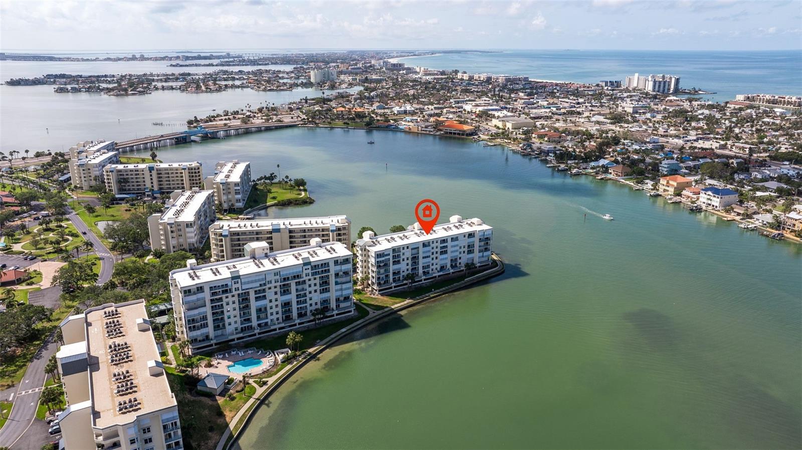 Image 33 of 48 For 7922 Sailboat Key Boulevard S 105
