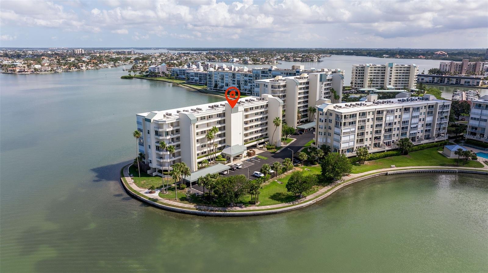 Image 36 of 48 For 7922 Sailboat Key Boulevard S 105