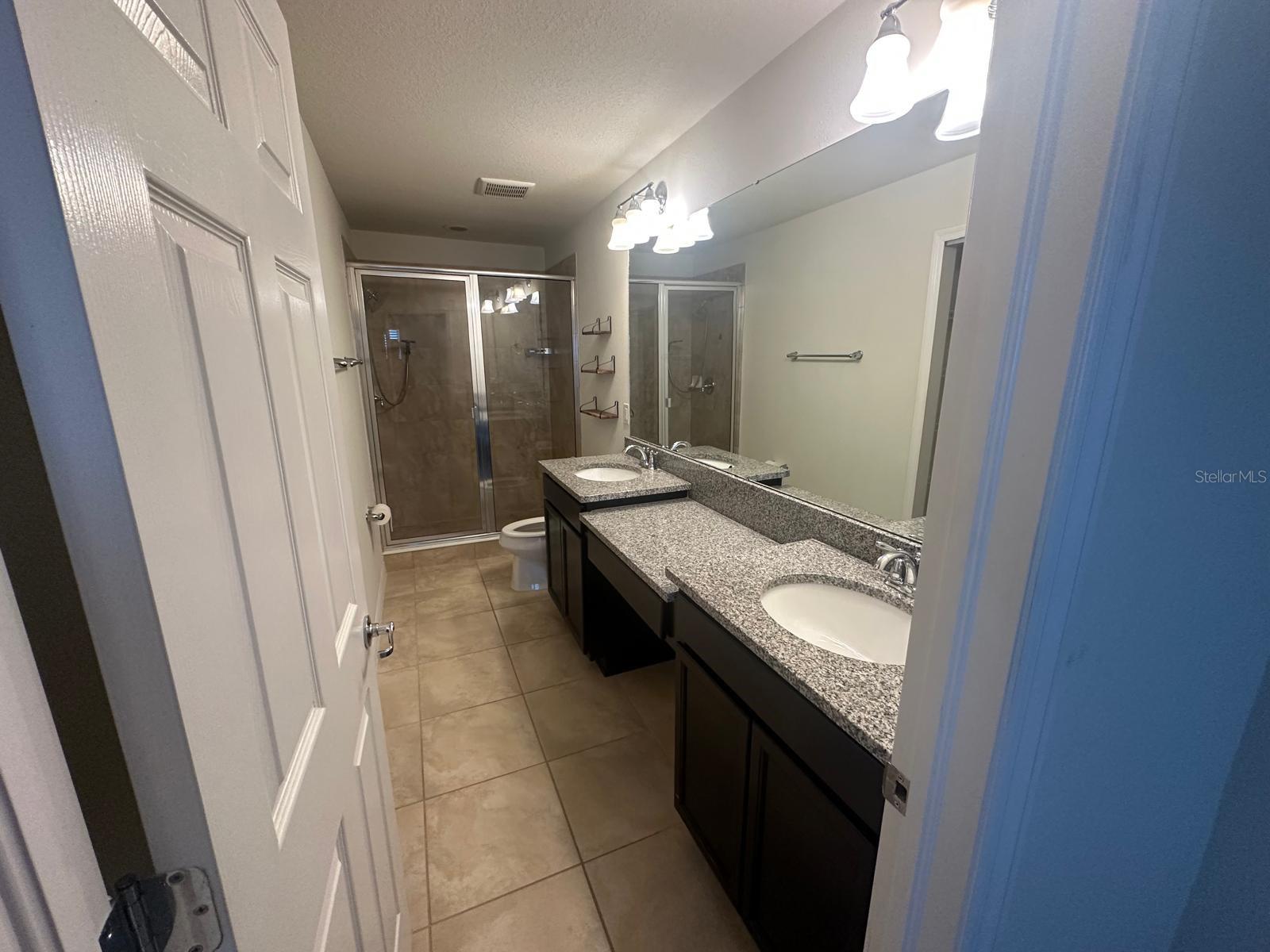 Image 7 of 14 For 9136 Hillcroft Drive