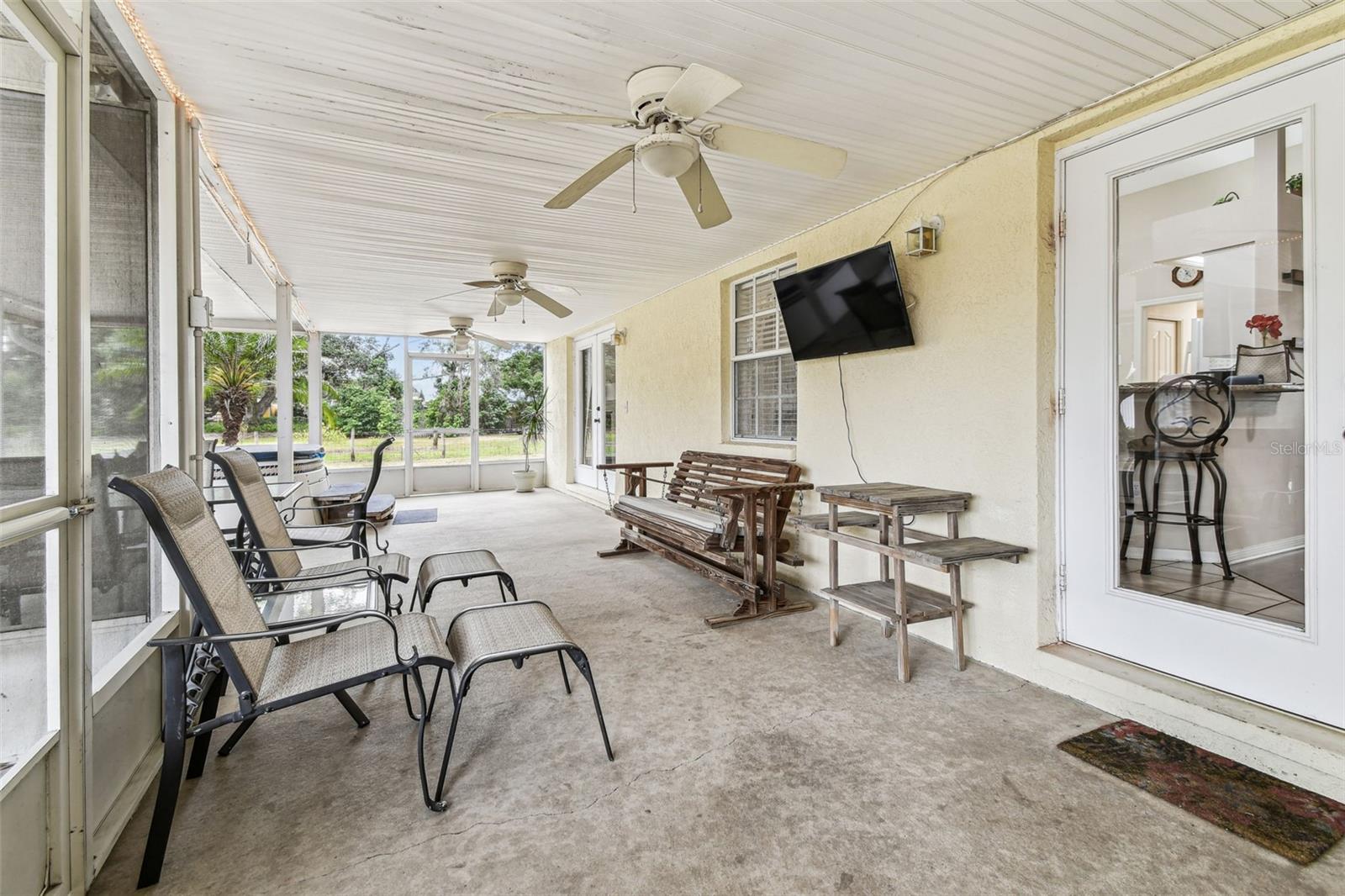 Image 17 of 72 For 1202 Williams Road