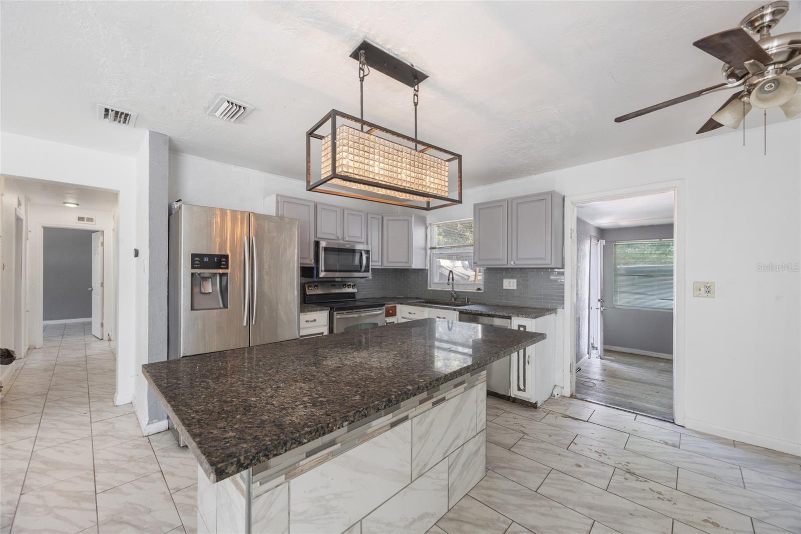 Image 7 of 27 For 1341 Sandy Lane