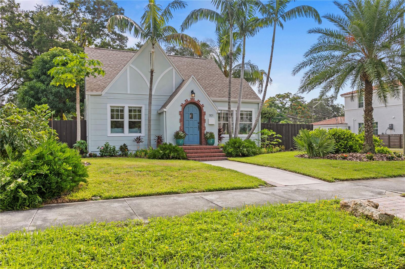 Details for 1101 11th Street N, ST PETERSBURG, FL 33705
