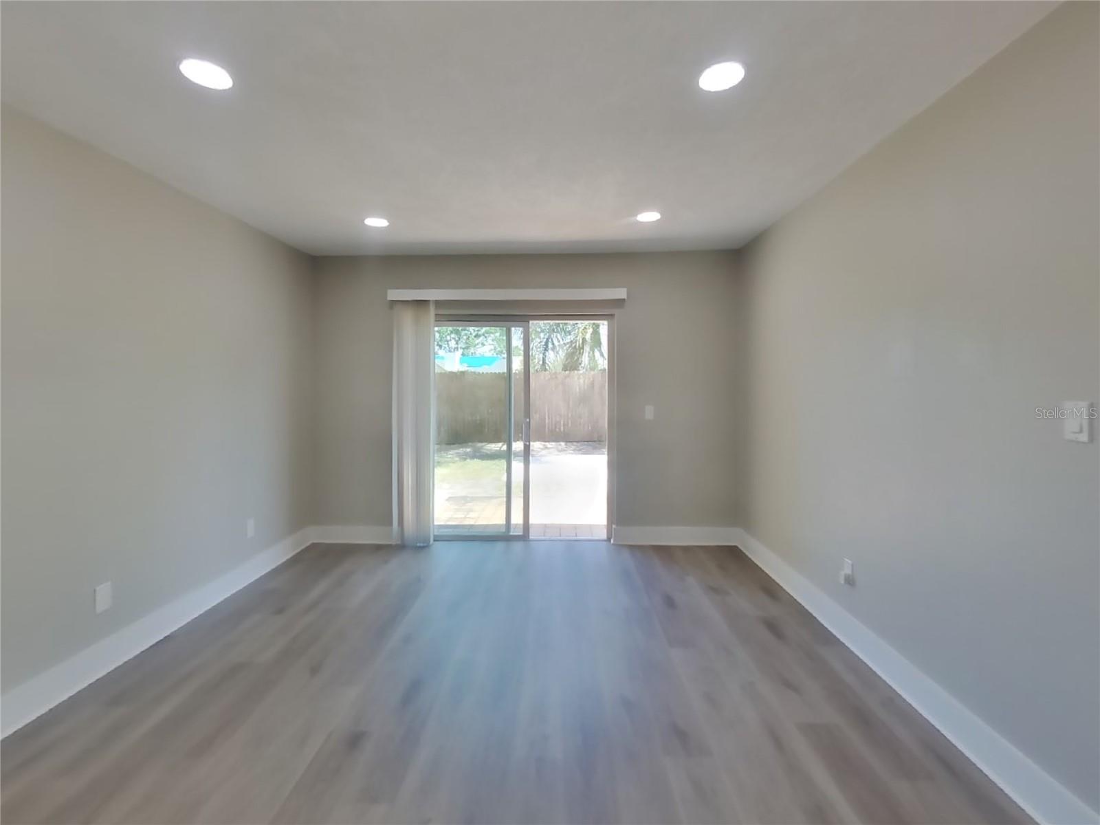 Image 2 of 18 For 6825 Mitchell Circle
