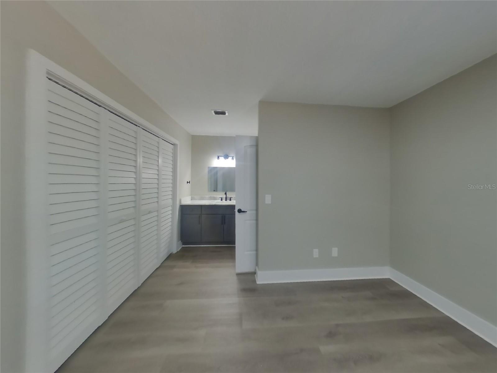 Image 6 of 18 For 6825 Mitchell Circle