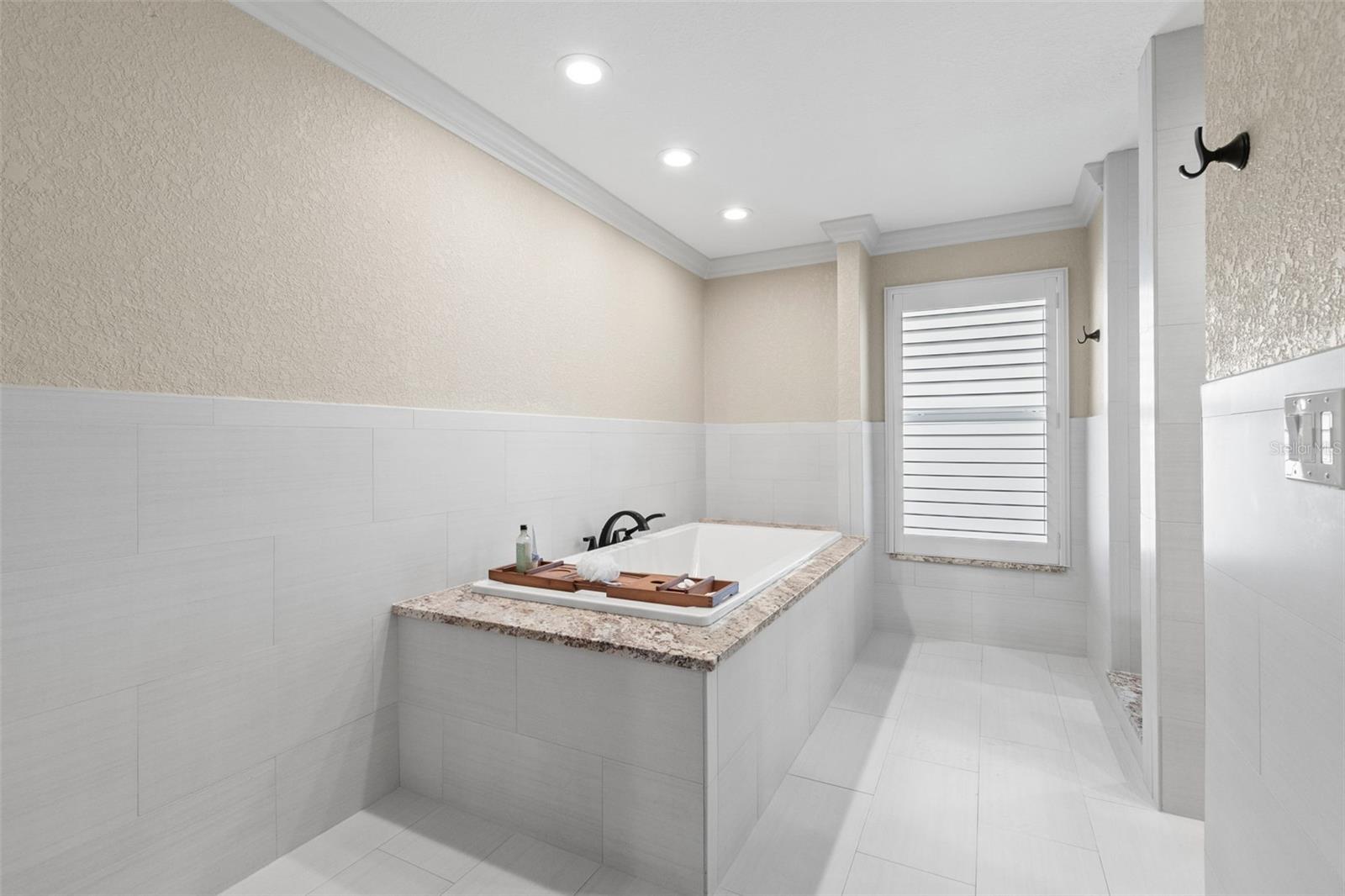 Image 20 of 56 For 4331 13th Way Ne