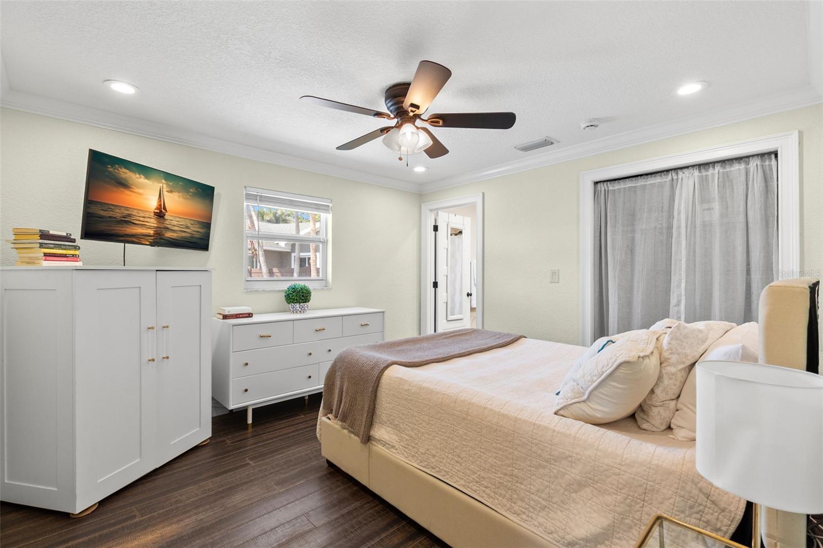 Image 31 of 56 For 4331 13th Way Ne