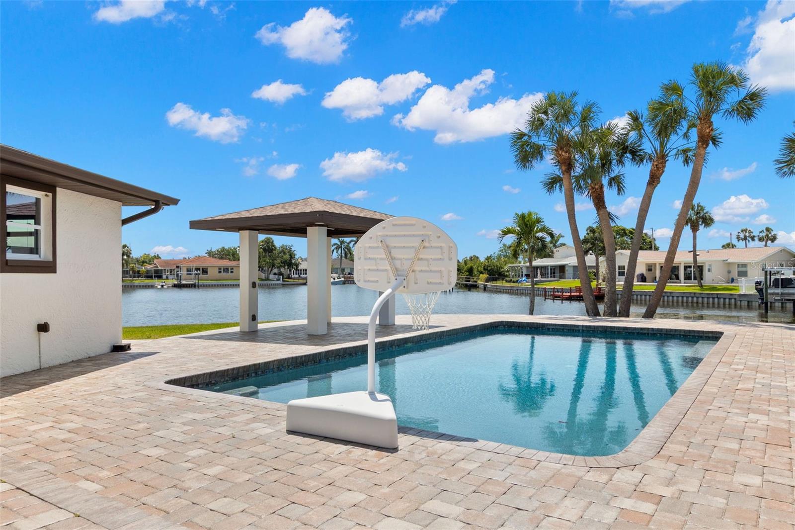 Image 47 of 56 For 4331 13th Way Ne