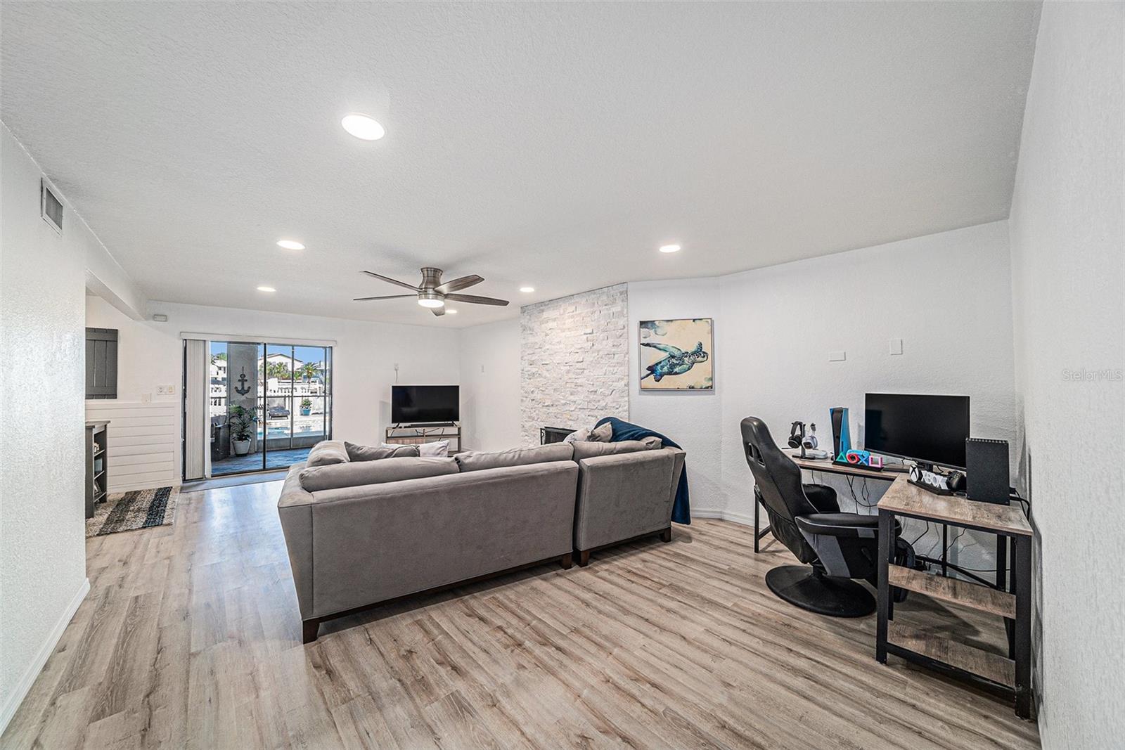Image 24 of 67 For 6121 Fjord Way