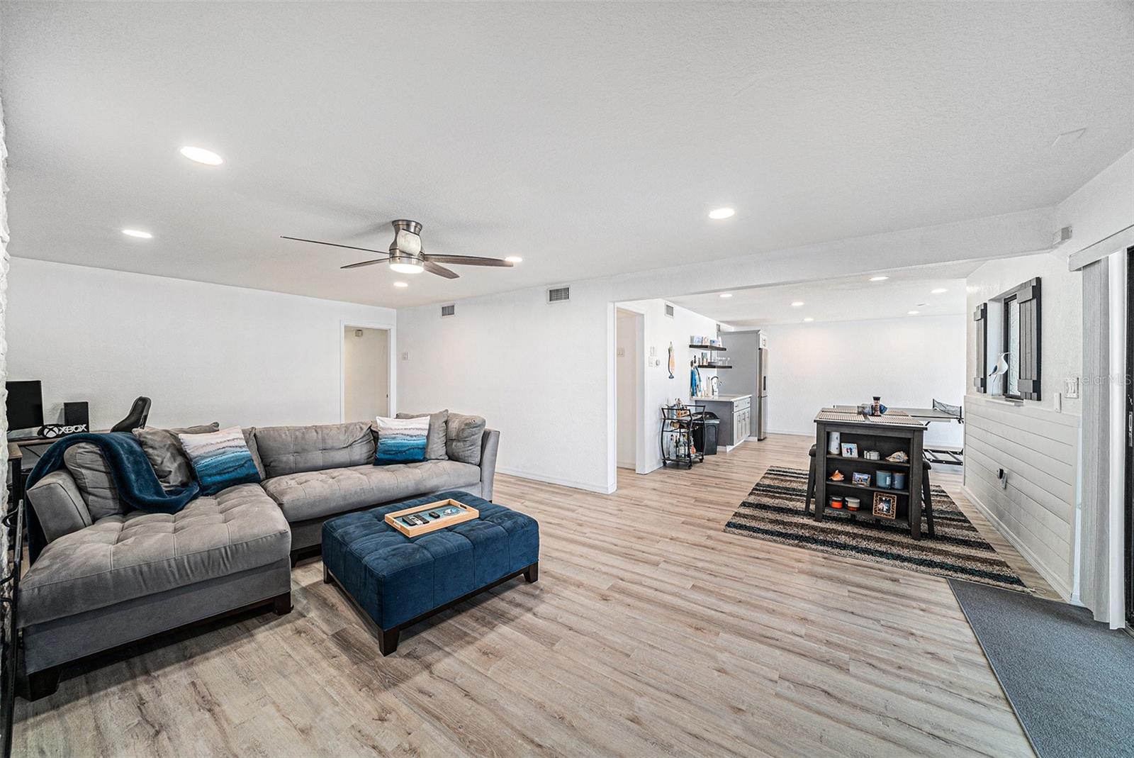 Image 27 of 67 For 6121 Fjord Way