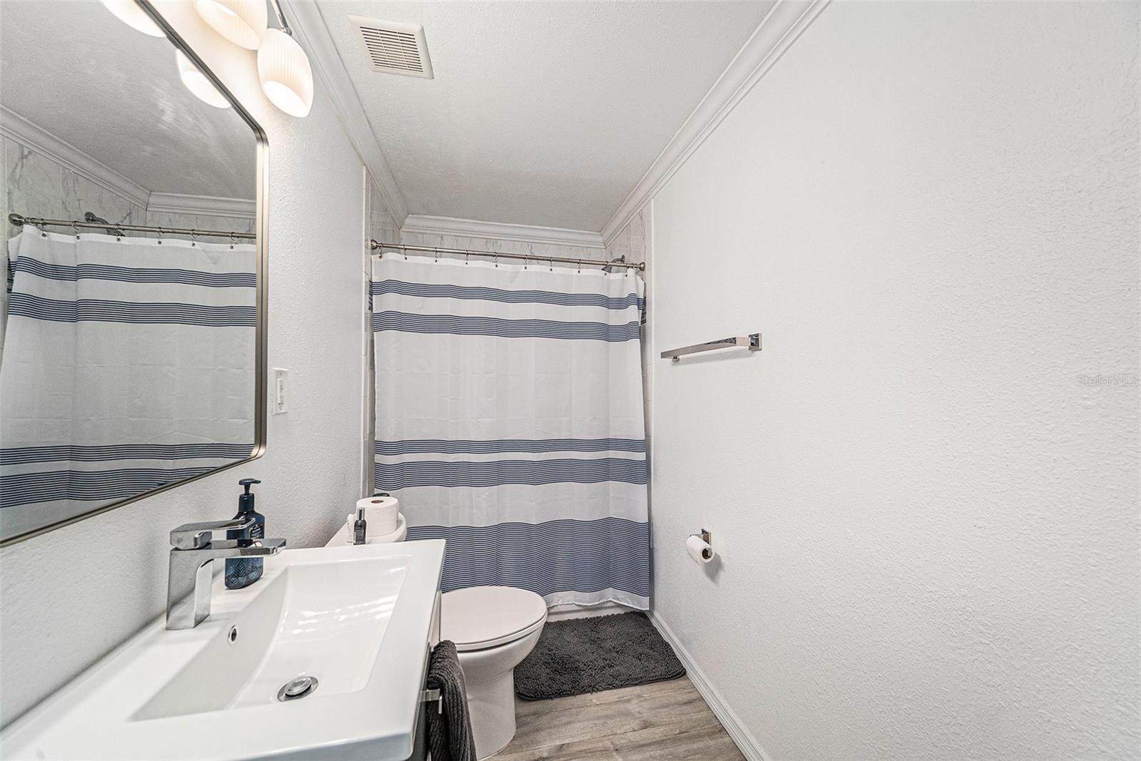 Image 37 of 67 For 6121 Fjord Way