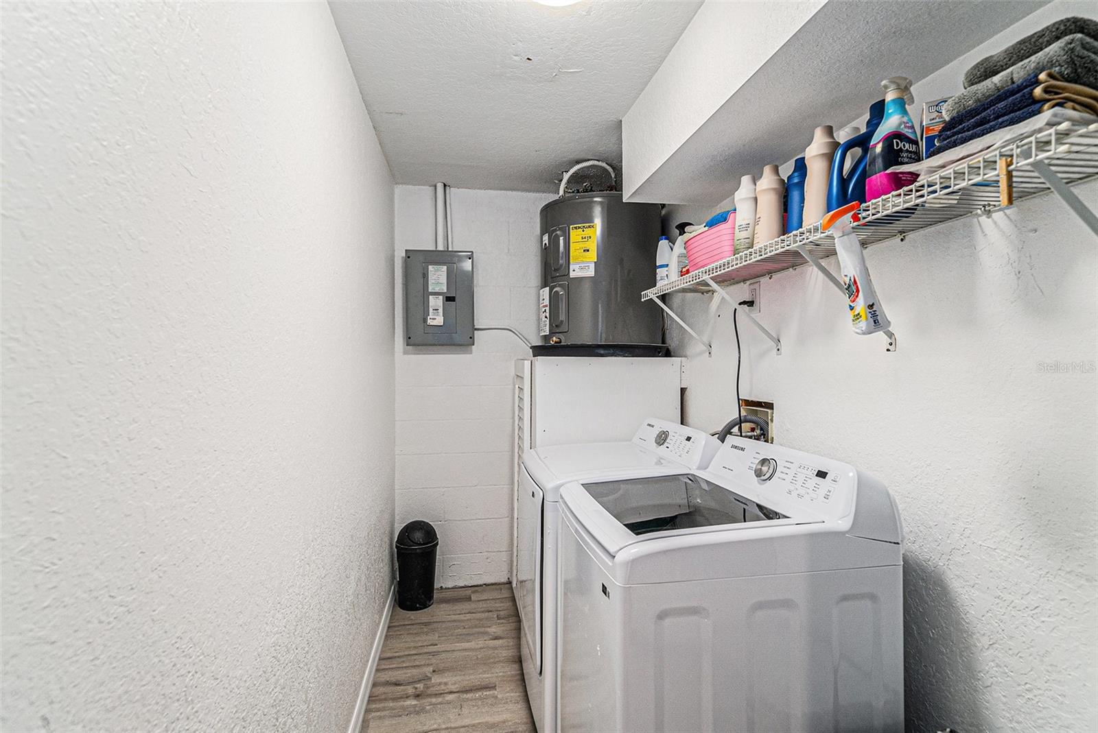 Image 41 of 67 For 6121 Fjord Way