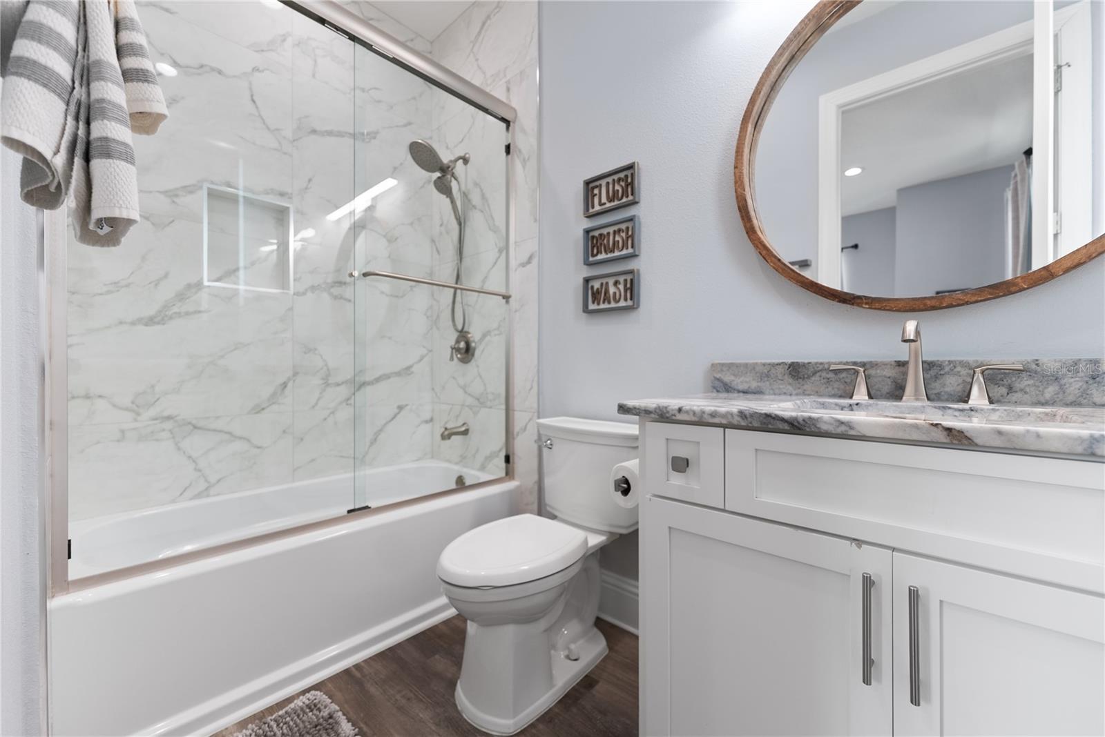 Listing photo id 32 for 371 12th Avenue