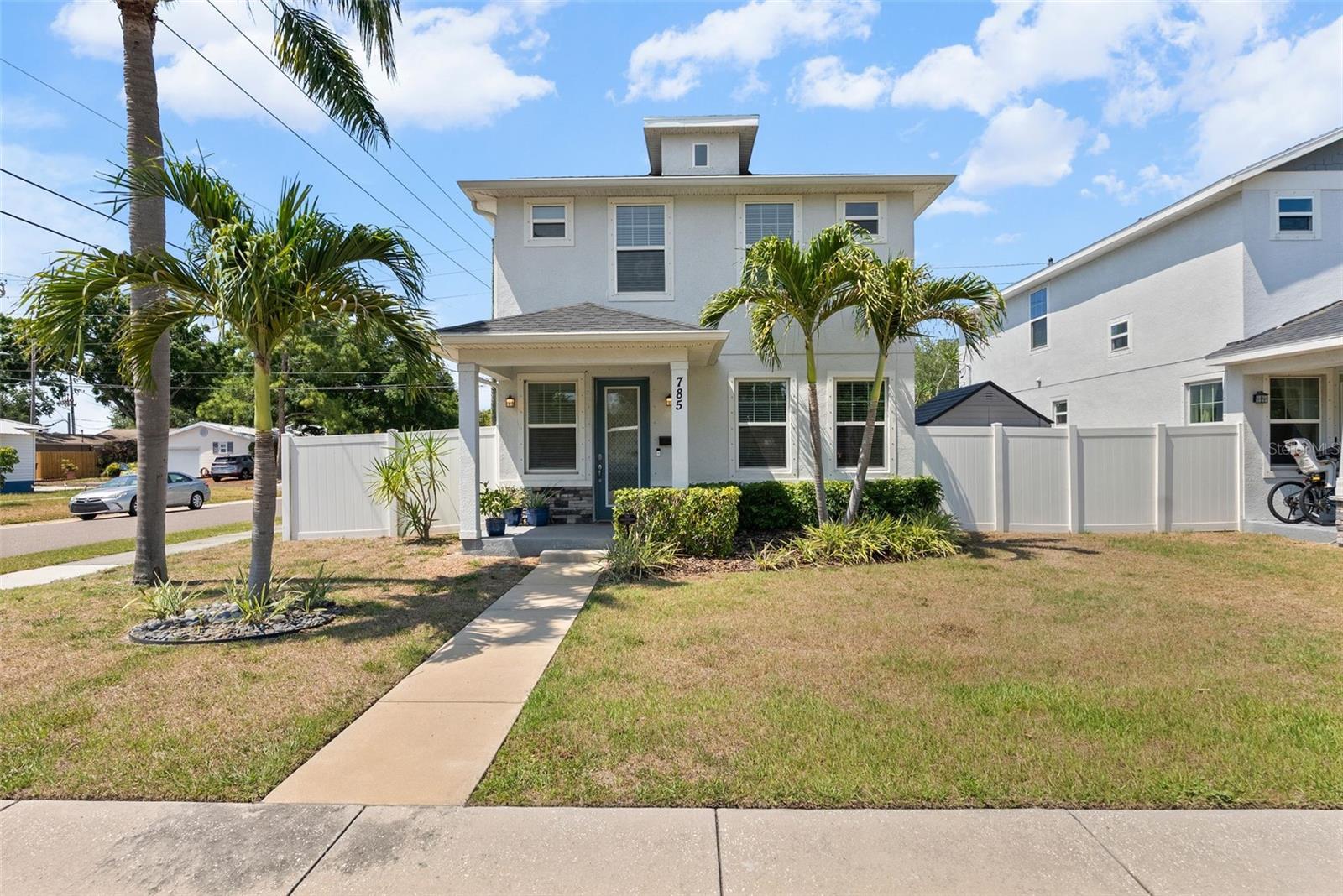 Details for 785 52nd Avenue N, ST PETERSBURG, FL 33703
